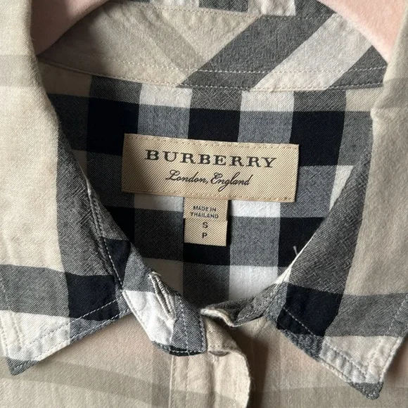 Burberry Plaid print three- Quarter Sleeve bottom up shirt - Picture 3 of 7